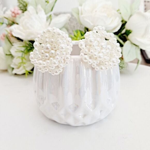 Faux pearl Earrings White dainty stud coquette wedding evening party💖 2/$30 - Picture 4 of 16